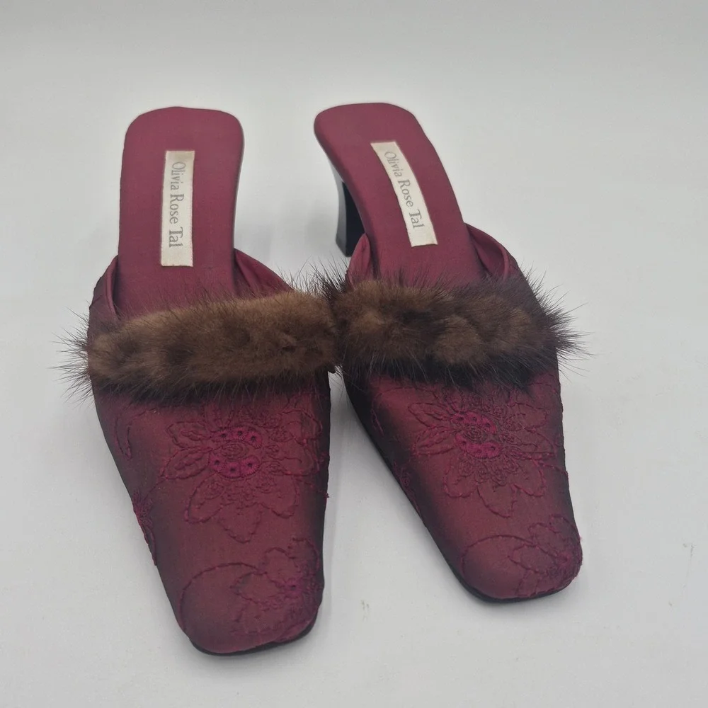 Olivia Rose Tal Italy Burgundy Satin Fur Trim Floral Embroidered Mules Heels 9